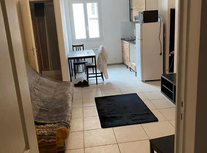 Petit Appartement Calme En Plein Centre Du Village De Ribiers